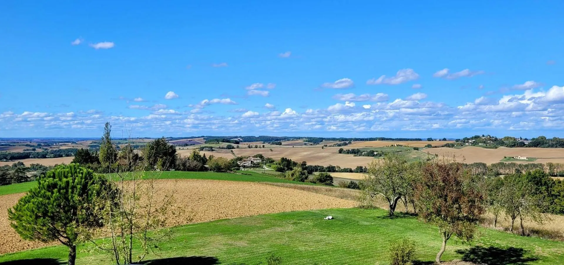 Сasa de vacaciones La Colline Gersoise-Piscine-Sauna La Sauvetat
